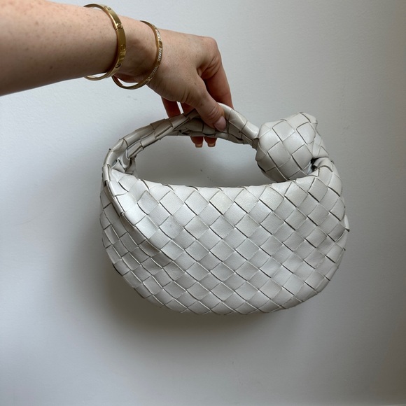 Bottega Veneta Mini Jodie - Picture 2 of 4